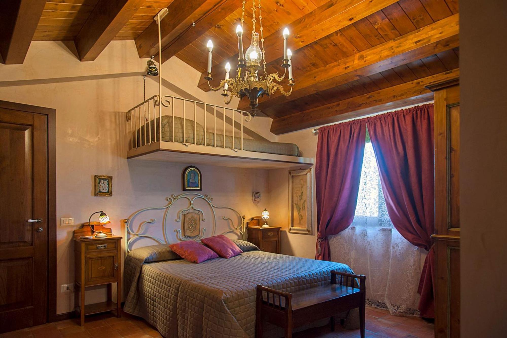 Villarose Castelbuono  Exteriör bild