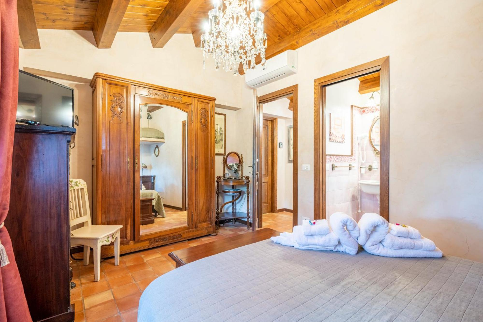 Villarose Castelbuono  Exteriör bild