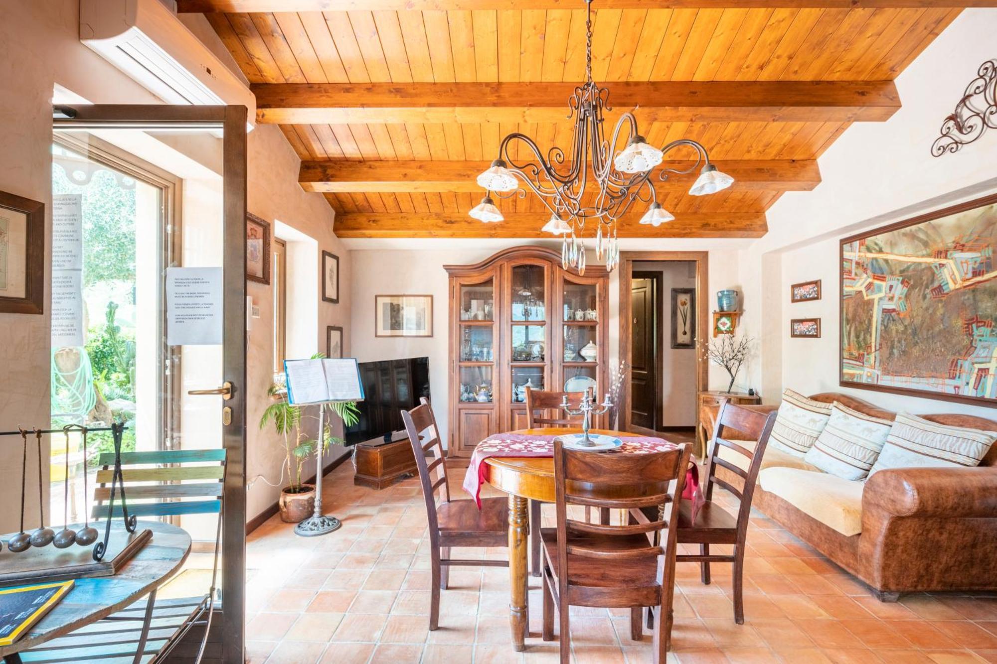 Villarose Castelbuono  Exteriör bild