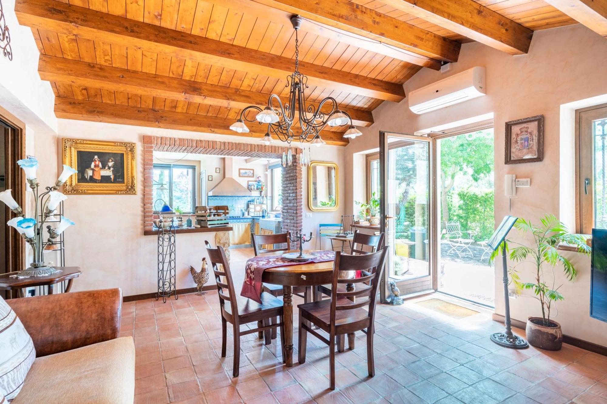 Villarose Castelbuono  Exteriör bild