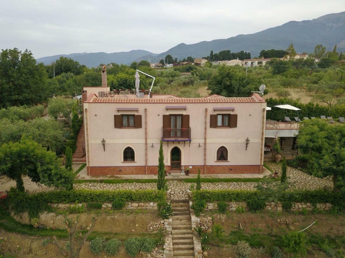 Villarose Castelbuono  Exteriör bild